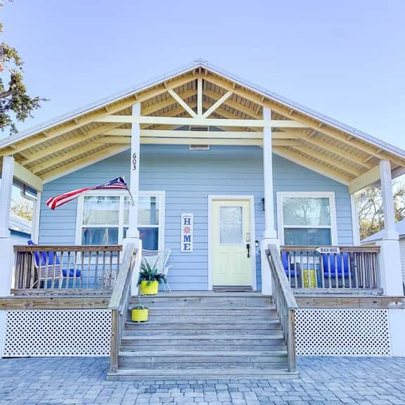 The Salty Anchor · Intracoastal Retreat · Kayaks, Golf Cart & Fire Pit · 8-Min Beach Walk - Image 1