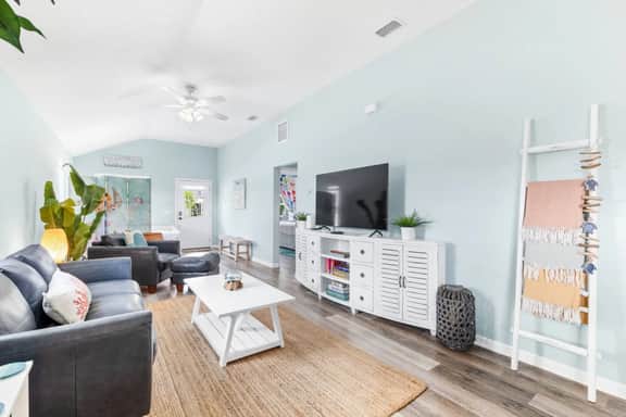 The Salty Anchor · Intracoastal Retreat · Kayaks, Golf Cart & Fire Pit · 8-Min Beach Walk - Image 3